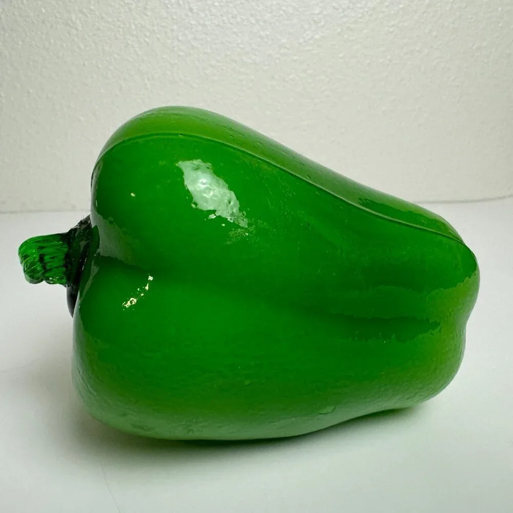 Blow Mold Art Glass Green Bell Pepper 6